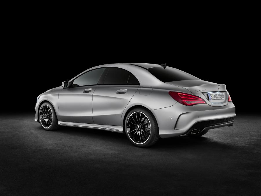  Mercedes-Benz CLA250 2013 года  (фото 29 из 33)